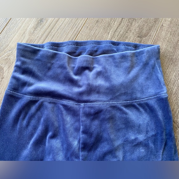 Aerie Offline blue velvet high waisted leggings size M super soft, warm & cozy - Picture 2 of 6